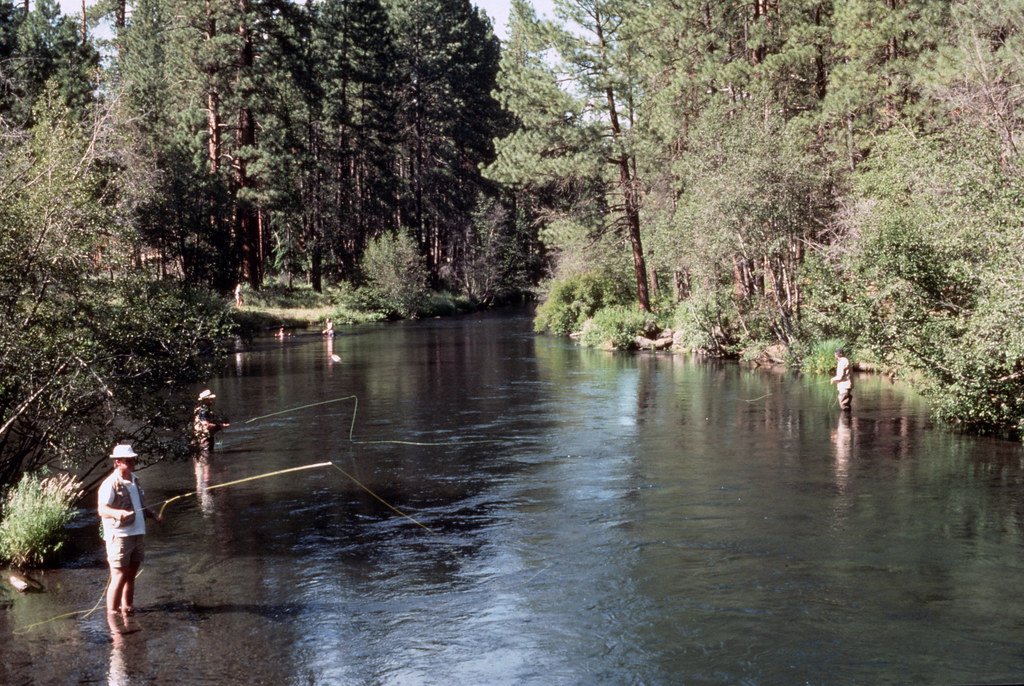 Metolius River Kayaking and Paddle Boarding in Oregon - Maps ...