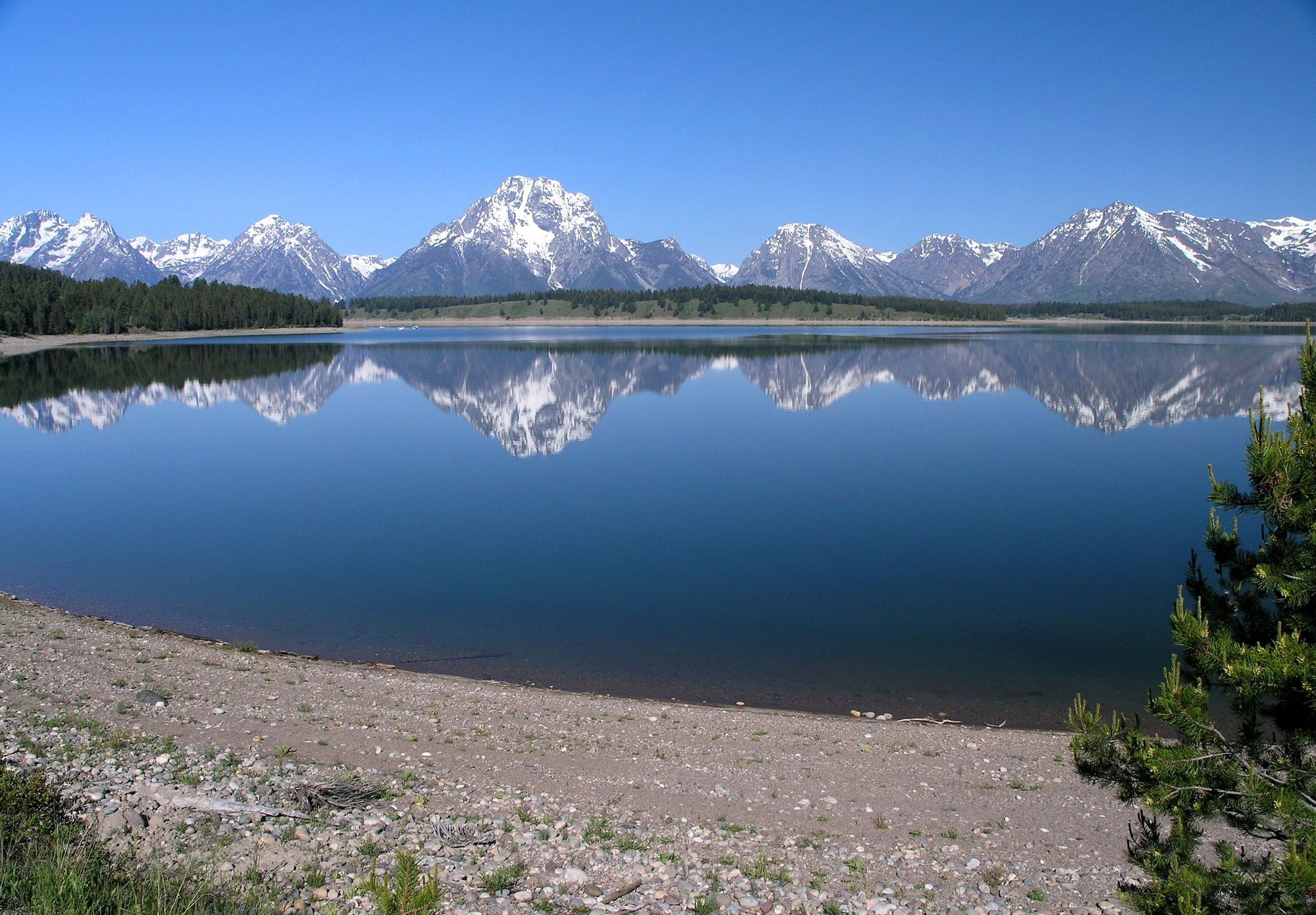 Jackson Lake Kayaking and Paddle Boarding in Wyoming - Maps ...